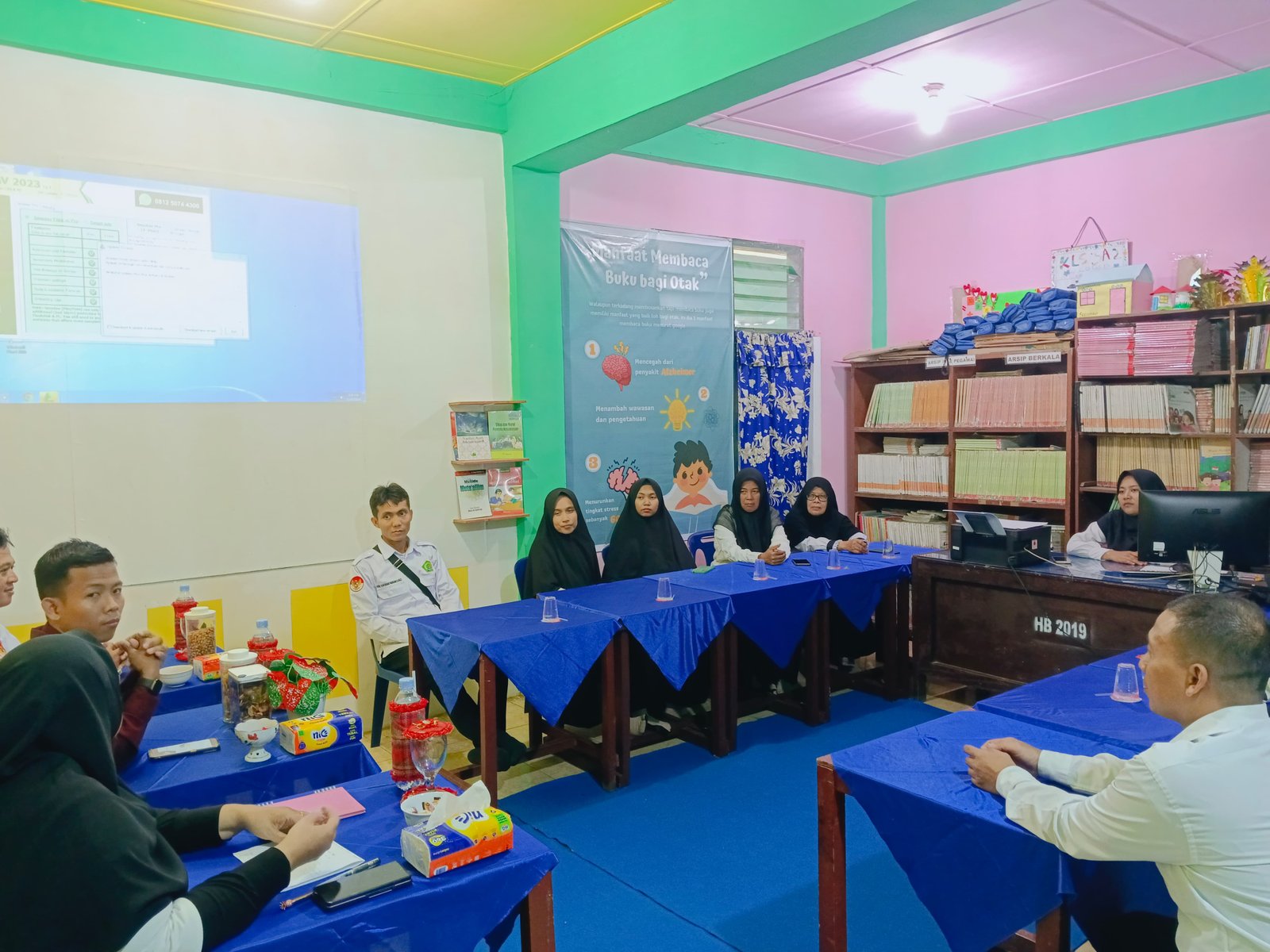 Pelaksanaan kegiatan Tindak Lanjut AKMI MIN 2 Tebing Tinggi