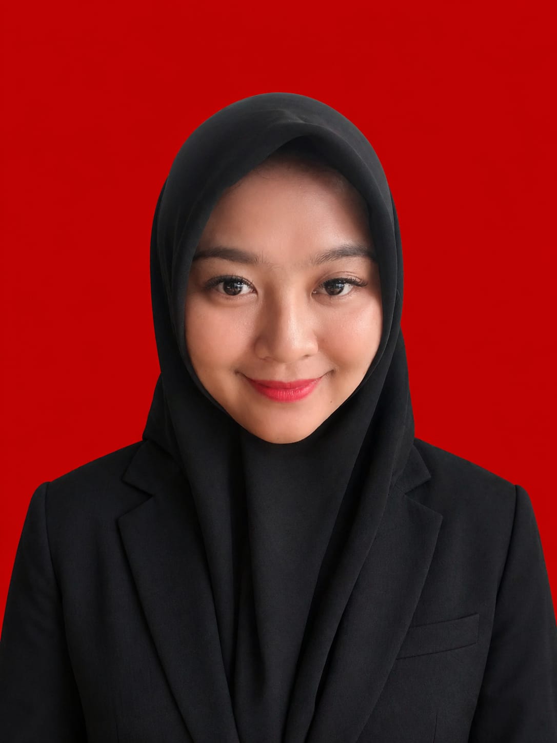 Efa Khairunnisa,S.Sos